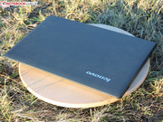 ...die nach gar nichts aussehen und schwer sowie klobig in der Tasche liegen."