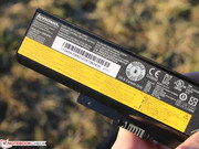 Der Akkumulator mit seinen 6 Zellen fährt 48 Wh auf.