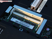 Eine Arbeitsspeicher-Bank ist noch frei.