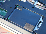 Die 2,5-Zoll-Festplatte ist ein 9,5-mm-Modell.