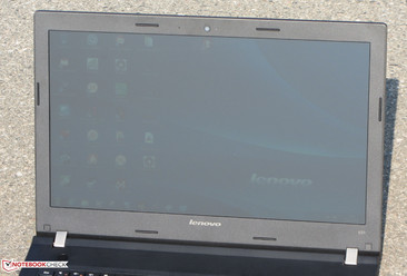 das E51-80 im Freien (direkte Sonneneinstrahlung)