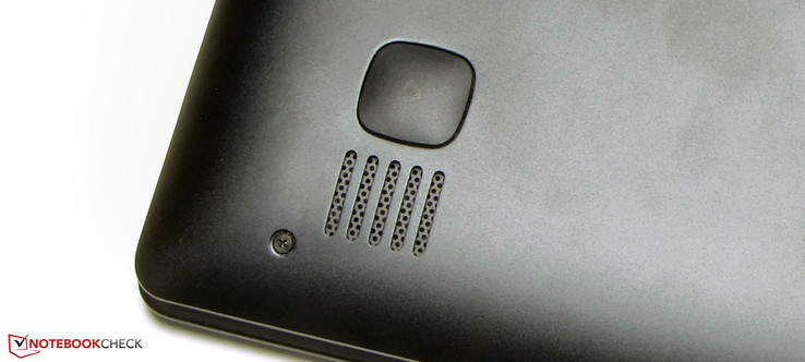 Die Lautsprecher finden sich auf der Unterseite des Rechners.
