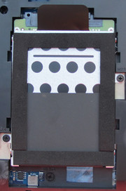 Mit wenigen Handgriffen lässt sich die Festplatte austauschen.