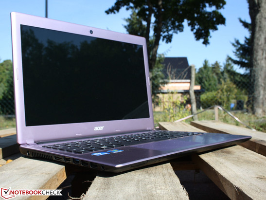 Acer Aspire V5-431-887B4G50Mauu: Ob Celeron oder Pentium spielt keine Rolle, die schwache Laufzeit wird durch die geringe Akkukapazität begründet.