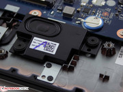 Die Lautsprecher wurden vibrationsarm in Gummi-Puffern eingehangen.