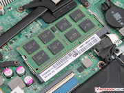 Der Arbeitsspeicher ist gesteckt (8 GB Modul, Single Channel) ..