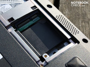 Ein Slot für PCIe Mini Card (SSD-Module, Funk-Karten, Turbo Memory) ist frei.