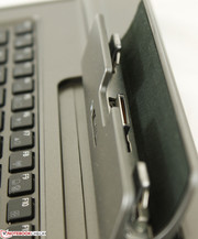 Der Verriegelungsmechanismus hält leichtem Schütteln solide stand.