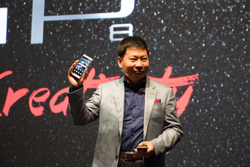 Richard Yu präsentiert das P8 Max