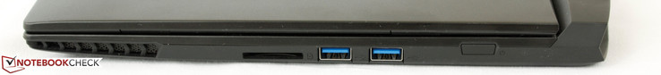 Rechts: SD-Kartenleser, 2x USB-3.0, Stromschalter