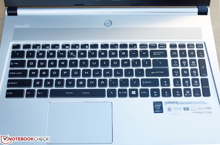 Keine eigenständigen Maustasten, kein Trackpoint