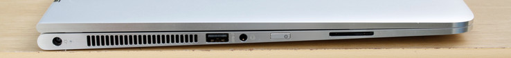 links: Netzteil, USB 3.0, 3,5-mm-Combo-Audio, Power Button, SD-Leser