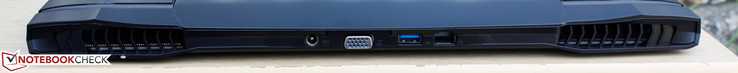 hinten: Strom, VGA, USB 3.0, Gigabit-Ethernet