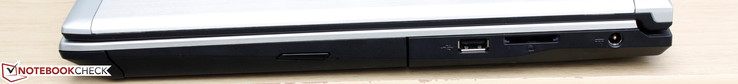 rechts: DVD-Brenner, USB 2.0, SD-Leser, Netzteil