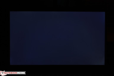 minimal ungleichmäßiges Backlight-Bleeding an den unteren Ecken