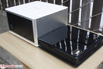 Das ZBox-EN980 neben seinem ZBox-EN760 Vorgänger