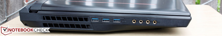 links: 3x USB 3.0, Line-out, Line-in, Mikrofon, Kopfhörer