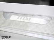 Verarbeitungsmängel: Eine Folie klebt von INNEN.