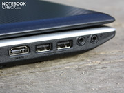 Die Schnittstellen bieten etwas mehr als den Standard, neben USB, HDMI und VGA gibt es auch eSATA.