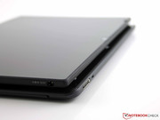 Hier ein Größenvergleich mit dem Vaio Tap 11.