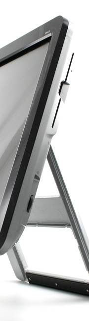 Medion The Touch X9613: Nicht mobil aber ein guter Wohnzimmer PC mit Touch-Eingabe.