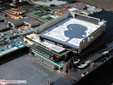 noch mehr Platz, hier passt eine weitere SATA 2,5-Zoll-SSD oder HDD hinein