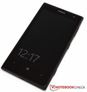 Das Lumia 1020 verfügt über ein 4,5-Zoll-Display und sieht...