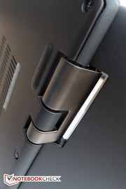 Die Scharniere sind sehr straff.