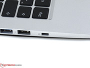 Der Kensington Lock befindet sich ziemlich weit vorne.