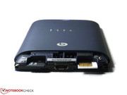 ...und gewährt Zugang zur SIM- und Speicherkarte.