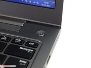 Der stylische Ein-/Ausschalter ist gut tastbar.