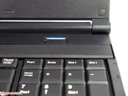 Das neue Displayscharnier ist ein Rückschritt und kann das Wippen nicht mehr so gut verhindern wie das Vorgängermodell.