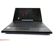 ...und das wenig blickwinkelstabile Display.