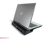 Anschlussausstattung und Handhabung des Portreplikators sind gut.