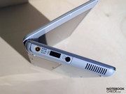 Die Lüfteröffnung bleibt unbenutzt - das System besitzt keinen Lüfter.