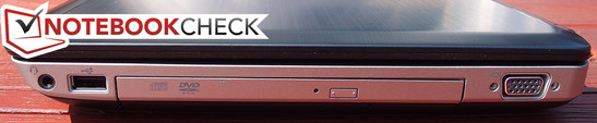 rechte Seite: 3,5-mm-Kombo-Audio-Buchse, USB 2.0, DVD-ROM, VGA out