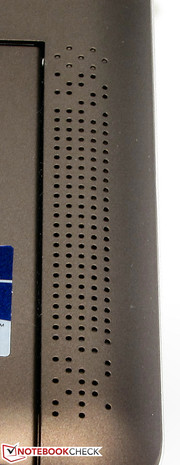 Die Lautsprecher sitzen auf der Rückseite des Tablets.