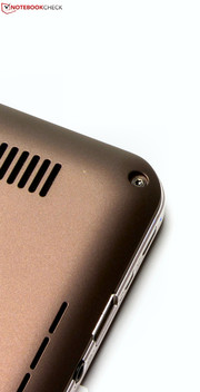 Nach Entfernung der Schrauben...