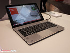 Fujitsu Lifebook S904: Akkulaufzeit von bis zu 24 Stunden (2 Akkus)