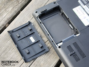 Die erste beherbergt die Festplatte,