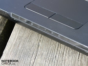 ebenso eine Statusanzeige für HDD, Akkuladung, WLAN etc.