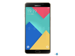Das Samsung Galaxy A9 Pro entspricht äußerlich dem Galaxy A9, bietet aber eine stärkere Leistung (Bild: Galaxy A9, Phonearena.com)