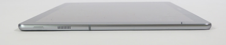 Linke Seite des TabPro S mit Windows-Button