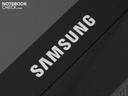 Bei den Details am Gehäuse ließ Samsung das Motto