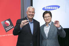 Qualcomm und Samsung in trauter Eintracht bei der Präsentation des Snapdragon 835.