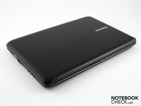 Samsung R530-JA09DE: Günstiger Office-Knecht mit ergonomischen Vorteilen