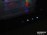 Genauso wie die Status-Lämpchen an der Frontseite des Notebooks.