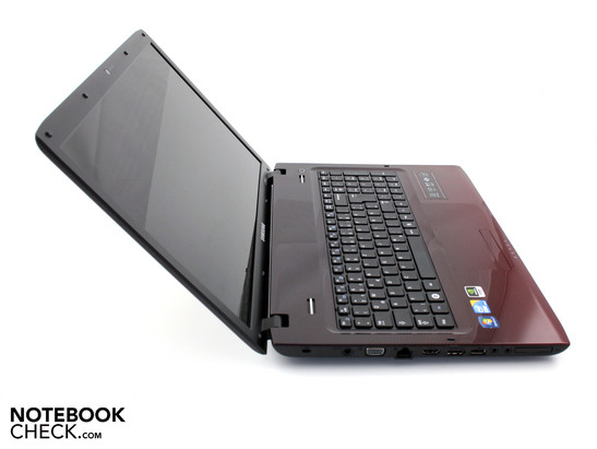 Samsung R780: Multimedia-Laptop mit der Ergonomie eines Office-Laptops