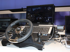 IFA 2010: Das Samsung RF510 mit Nvidia GT 420M präsentiert sich als Spiele-Laptop.