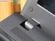 Das Gehäuse mit den flimmernden Rillen im Deckel macht optisch etwas her.